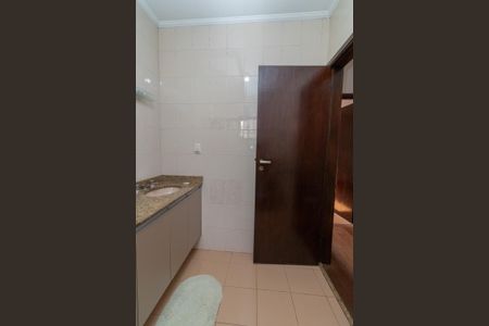 Casa à venda com 400m², 4 quartos e 5 vagasBanheiro 1