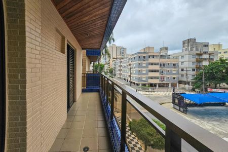 Apartamento para alugar com 132m², 3 quartos e 1 vaga Apartamento para alugar com 132m², 3 quartos e 1 vagaVaranda