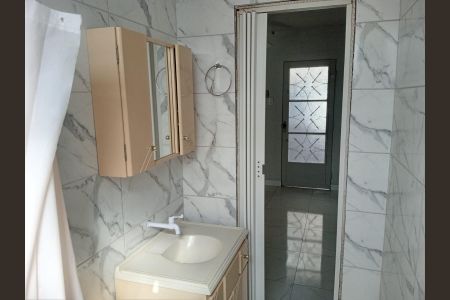 Apartamento para alugar com 45m², 2 quartos e sem vagaBanheiro