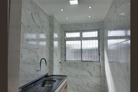 Apartamento para alugar com 45m², 2 quartos e sem vagaCozinha e Área de Serviço