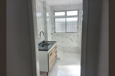 Apartamento para alugar com 45m², 2 quartos e sem vagaCozinha e Área de Serviço