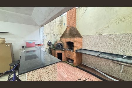 Casa à venda com 125m², 3 quartos e 6 vagas Casa à venda com 125m², 3 quartos e 6 vagasGaragem - Churrasqueira