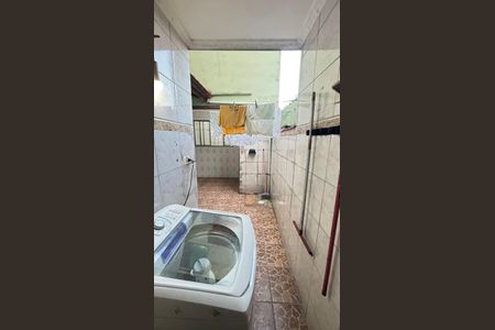 Casa à venda com 125m², 3 quartos e 6 vagas Casa à venda com 125m², 3 quartos e 6 vagasÁrea de Serviço