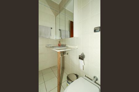 Casa à venda com 250m², 3 quartos e 1 vagaBanheiro