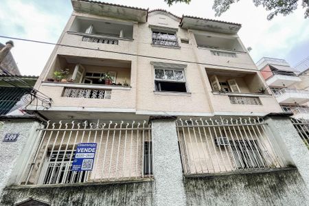 Apartamento à venda com 70m², 2 quartos e sem vagaFachada