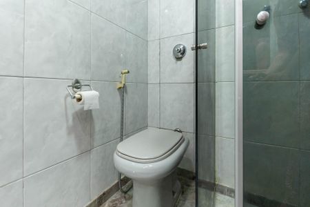Apartamento à venda com 70m², 2 quartos e sem vagaBanheiro