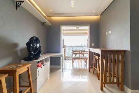Apartamento à venda com 74m², 3 quartos e 2 vagas Apartamento à venda com 74m², 3 quartos e 2 vagasSala