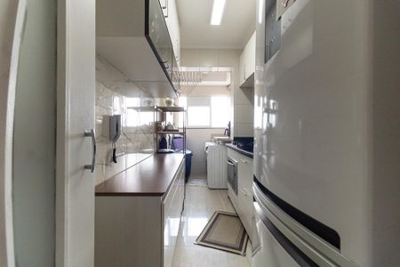 Apartamento à venda com 74m², 3 quartos e 2 vagas Apartamento à venda com 74m², 3 quartos e 2 vagasCozinha