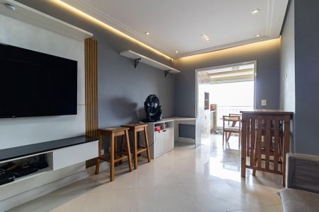 Apartamento à venda com 74m², 3 quartos e 2 vagas Apartamento à venda com 74m², 3 quartos e 2 vagasSala