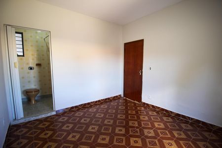 Casa para alugar com 140m², 3 quartos e 4 vagas Casa para alugar com 140m², 3 quartos e 4 vagasSuíte 1