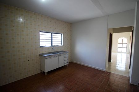 Casa para alugar com 140m², 3 quartos e 4 vagas Casa para alugar com 140m², 3 quartos e 4 vagasCozinha