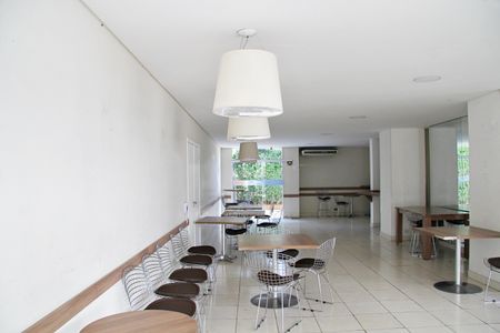 Apartamento para alugar com 47m², 2 quartos e 1 vagaÁrea comum - Salão de festas