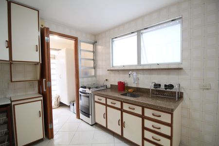 Casa à venda com 100m², 3 quartos e 2 vagasCozinha