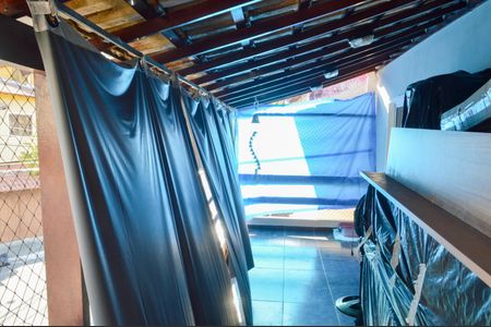 Casa de condomínio para alugar com 110m², 2 quartos e 3 vagasVaranda