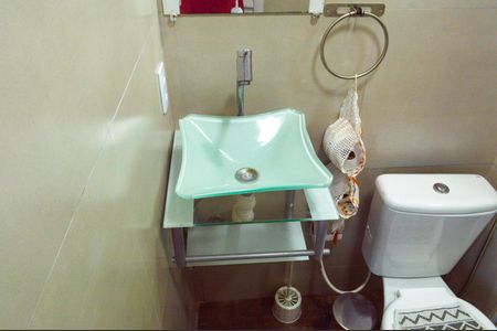 Casa de condomínio para alugar com 110m², 2 quartos e 3 vagasBanheiro do Terraço 