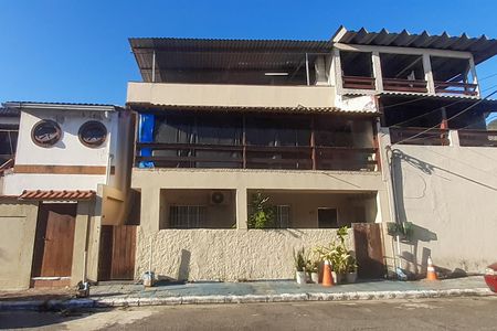 Casa de condomínio para alugar com 110m², 2 quartos e 3 vagasFachada