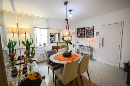 Apartamento à venda com 46m², 1 quarto e sem vaga Apartamento à venda com 46m², 1 quarto e sem vagaSala