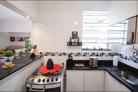 Apartamento à venda com 46m², 1 quarto e sem vaga Apartamento à venda com 46m², 1 quarto e sem vagaCozinha