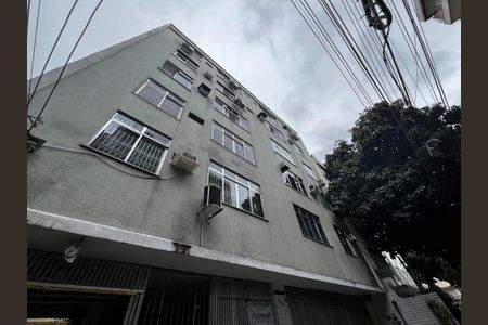 Apartamento à venda com 46m², 1 quarto e sem vaga Apartamento à venda com 46m², 1 quarto e sem vagaFachada