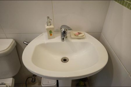 Apartamento à venda com 46m², 1 quarto e sem vaga Apartamento à venda com 46m², 1 quarto e sem vagaBanheiro