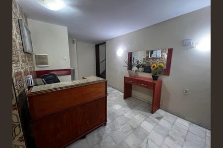 Apartamento à venda com 46m², 1 quarto e sem vaga Apartamento à venda com 46m², 1 quarto e sem vagaPortaria