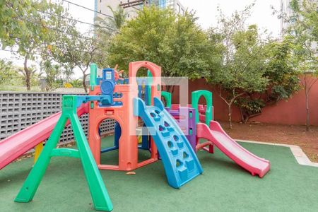 Apartamento para alugar com 44m², 2 quartos e 1 vaga Apartamento para alugar com 44m², 2 quartos e 1 vagaPlayground