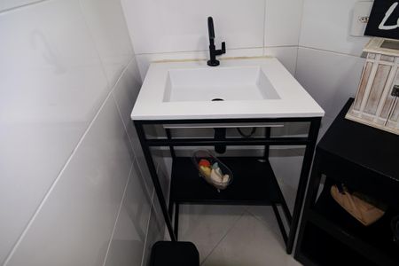 Apartamento para alugar com 31m², 1 quarto e 1 vaga Apartamento para alugar com 31m², 1 quarto e 1 vagaBanheiro Social