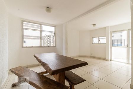 Apartamento para alugar com 31m², 1 quarto e 1 vaga Apartamento para alugar com 31m², 1 quarto e 1 vagaÁrea comum