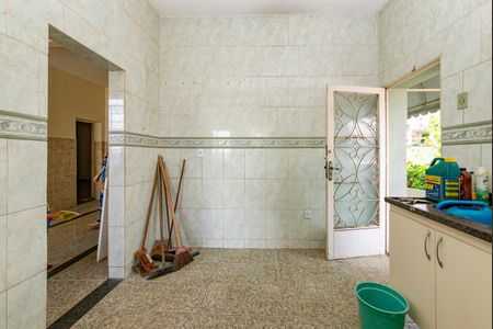 Casa à venda com 298m², 3 quartos e 2 vagasCozinha