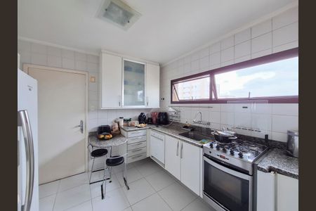 Apartamento à venda com 160m², 3 quartos e 3 vagasCozinha