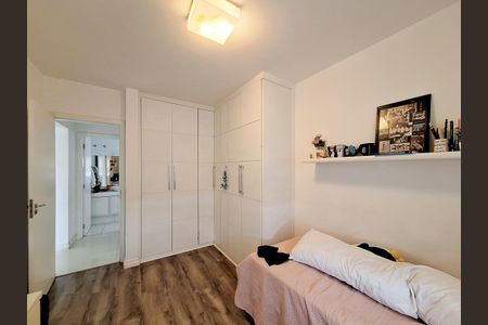 Apartamento à venda com 160m², 3 quartos e 3 vagasQuarto 2