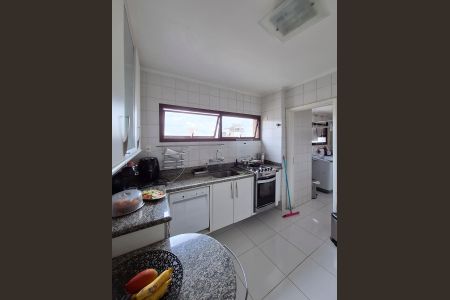 Apartamento à venda com 160m², 3 quartos e 3 vagasCozinha