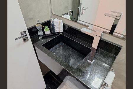 Apartamento à venda com 160m², 3 quartos e 3 vagasLavabo