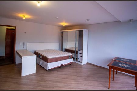 Apartamento para alugar com 30m², 1 quarto e 1 vagaSala/Quarto