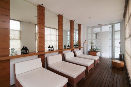 Apartamento para alugar com 173m², 4 quartos e 3 vagas Apartamento para alugar com 173m², 4 quartos e 3 vagasSpa