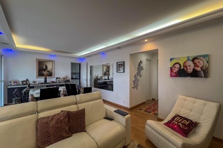 Apartamento para alugar com 173m², 4 quartos e 3 vagas Apartamento para alugar com 173m², 4 quartos e 3 vagasSala