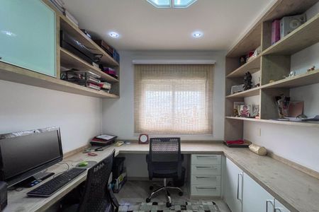 Apartamento para alugar com 173m², 4 quartos e 3 vagas Apartamento para alugar com 173m², 4 quartos e 3 vagasQuarto 3