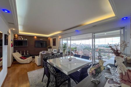 Apartamento para alugar com 173m², 4 quartos e 3 vagas Apartamento para alugar com 173m², 4 quartos e 3 vagasSala