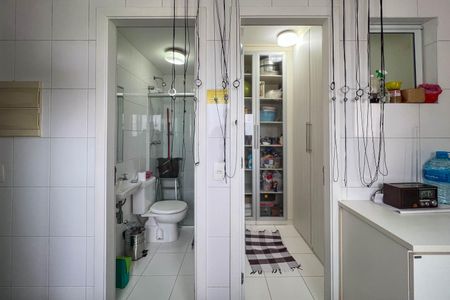 Apartamento para alugar com 173m², 4 quartos e 3 vagas Apartamento para alugar com 173m², 4 quartos e 3 vagasÁrea de serviço