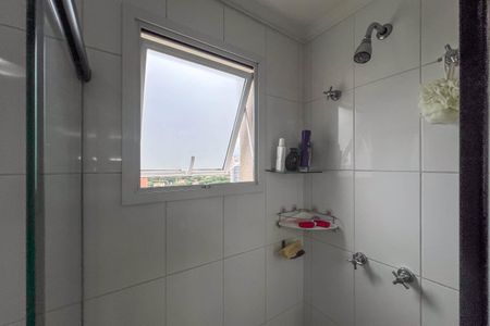 Apartamento para alugar com 173m², 4 quartos e 3 vagas Apartamento para alugar com 173m², 4 quartos e 3 vagasBanheiro do quarto 1