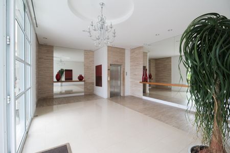 Apartamento para alugar com 173m², 4 quartos e 3 vagas Apartamento para alugar com 173m², 4 quartos e 3 vagasHall de entrada