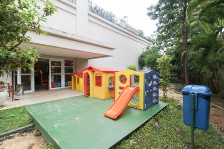 Apartamento para alugar com 173m², 4 quartos e 3 vagas Apartamento para alugar com 173m², 4 quartos e 3 vagasPlayground