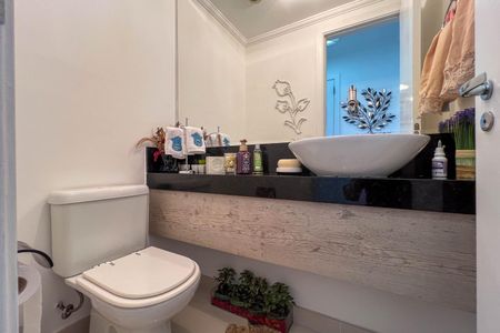 Apartamento para alugar com 173m², 4 quartos e 3 vagas Apartamento para alugar com 173m², 4 quartos e 3 vagasLavabo