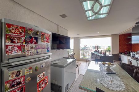 Apartamento para alugar com 173m², 4 quartos e 3 vagas Apartamento para alugar com 173m², 4 quartos e 3 vagasCozinha