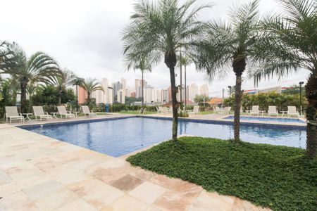 Apartamento para alugar com 173m², 4 quartos e 3 vagas Apartamento para alugar com 173m², 4 quartos e 3 vagasPiscina