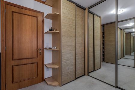 Apartamento para alugar com 506m², 3 quartos e 3 vagas Apartamento para alugar com 506m², 3 quartos e 3 vagasQuarto 1