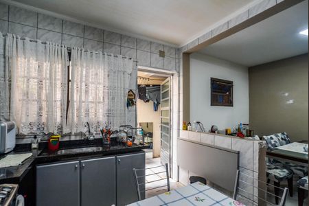 Casa de condomínio à venda com 94m², 2 quartos e 2 vagasCozinha