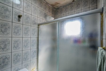 Casa de condomínio à venda com 94m², 2 quartos e 2 vagasBanheiro da Suíte