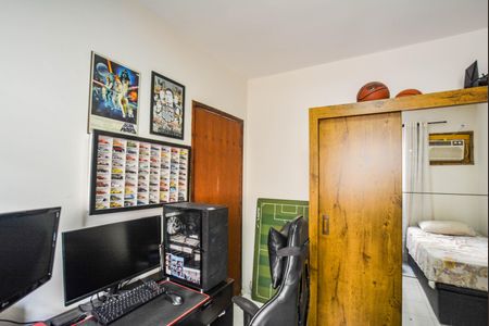 Casa de condomínio à venda com 94m², 2 quartos e 2 vagasQuarto 1