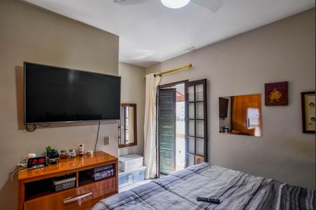 Casa de condomínio à venda com 94m², 2 quartos e 2 vagasSuíte